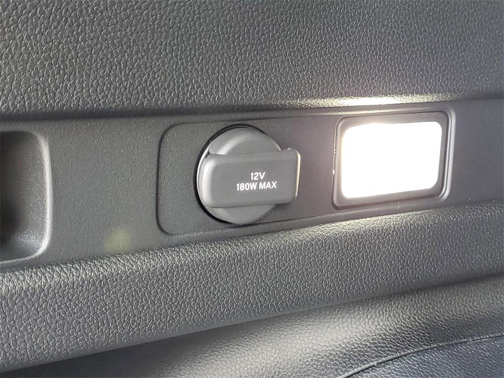 new 2026 Honda CR-V Hybrid car, priced at $39,650