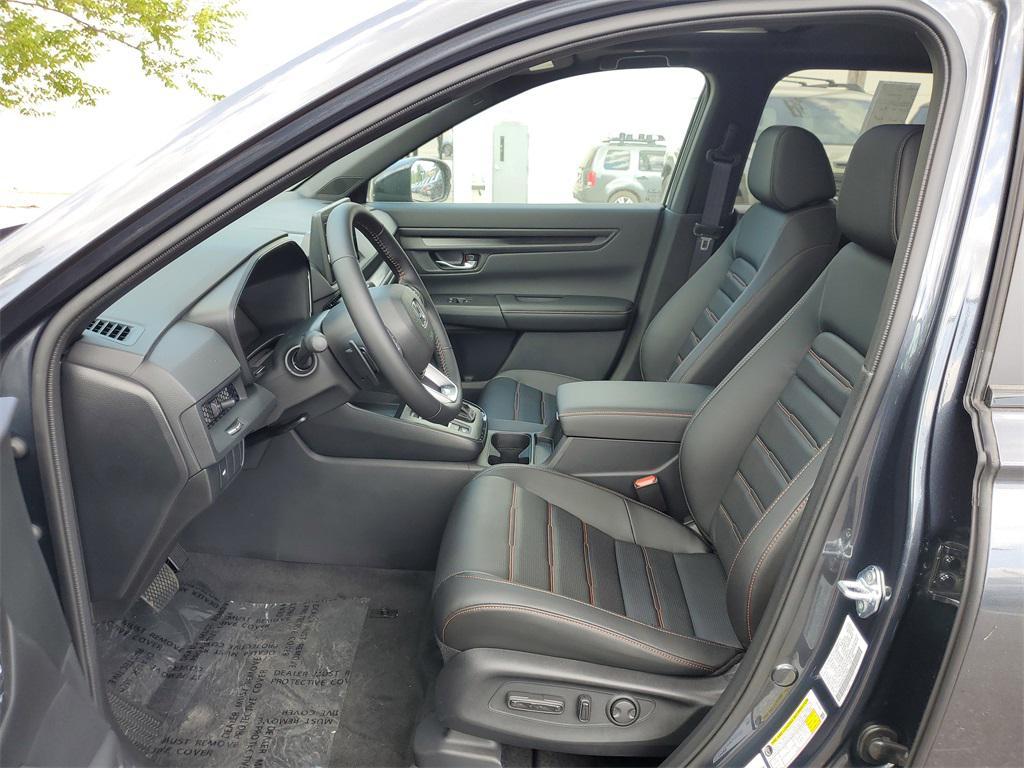 new 2026 Honda CR-V Hybrid car, priced at $40,620