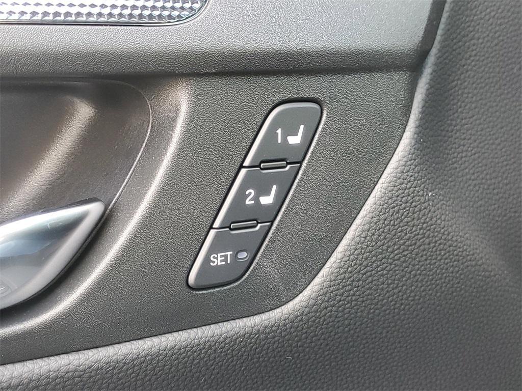 new 2026 Honda CR-V Hybrid car, priced at $40,620
