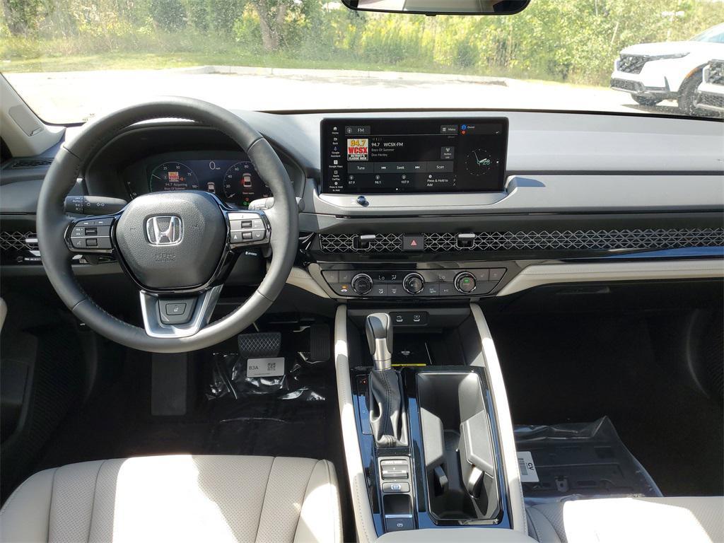 new 2025 Honda Accord Hybrid car, priced at $40,450