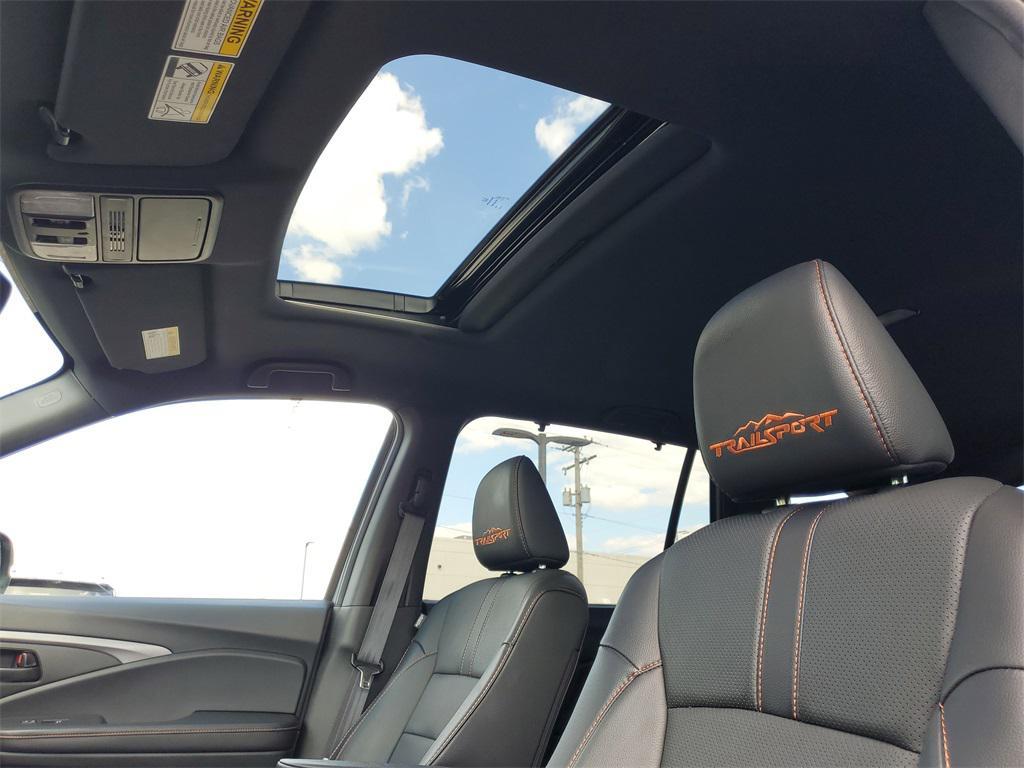 used 2022 Honda Passport car, priced at $30,755