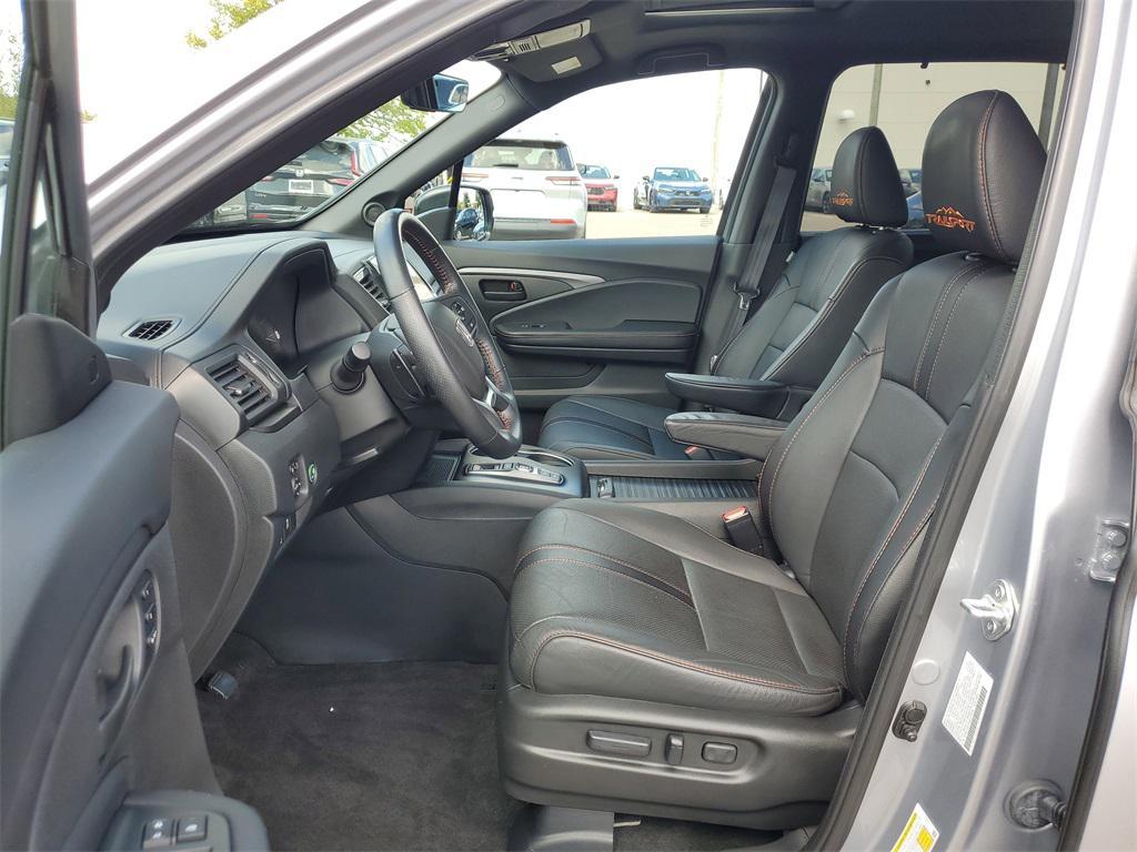 used 2022 Honda Passport car, priced at $30,755