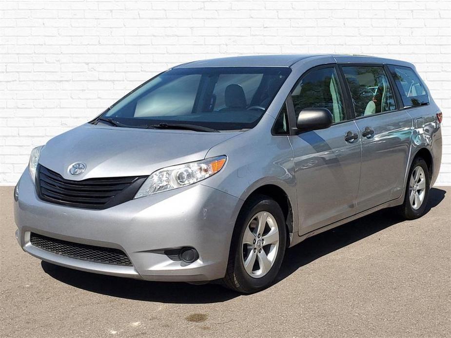 used 2017 Toyota Sienna car, priced at $21,240