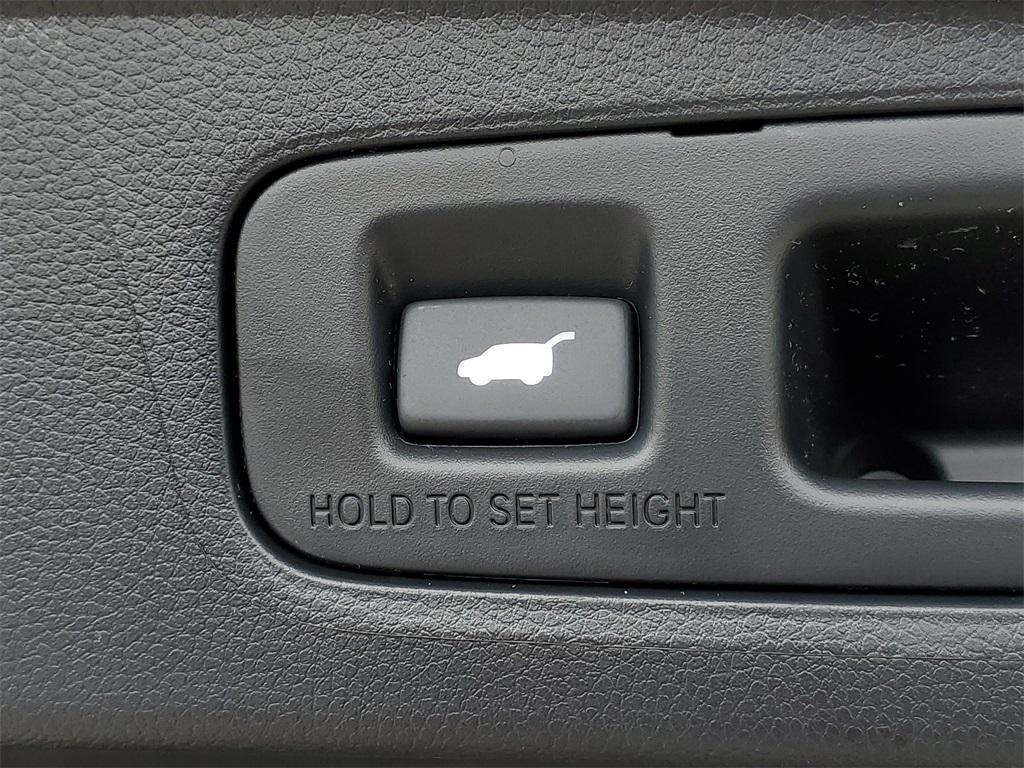 new 2026 Honda CR-V Hybrid car, priced at $40,675