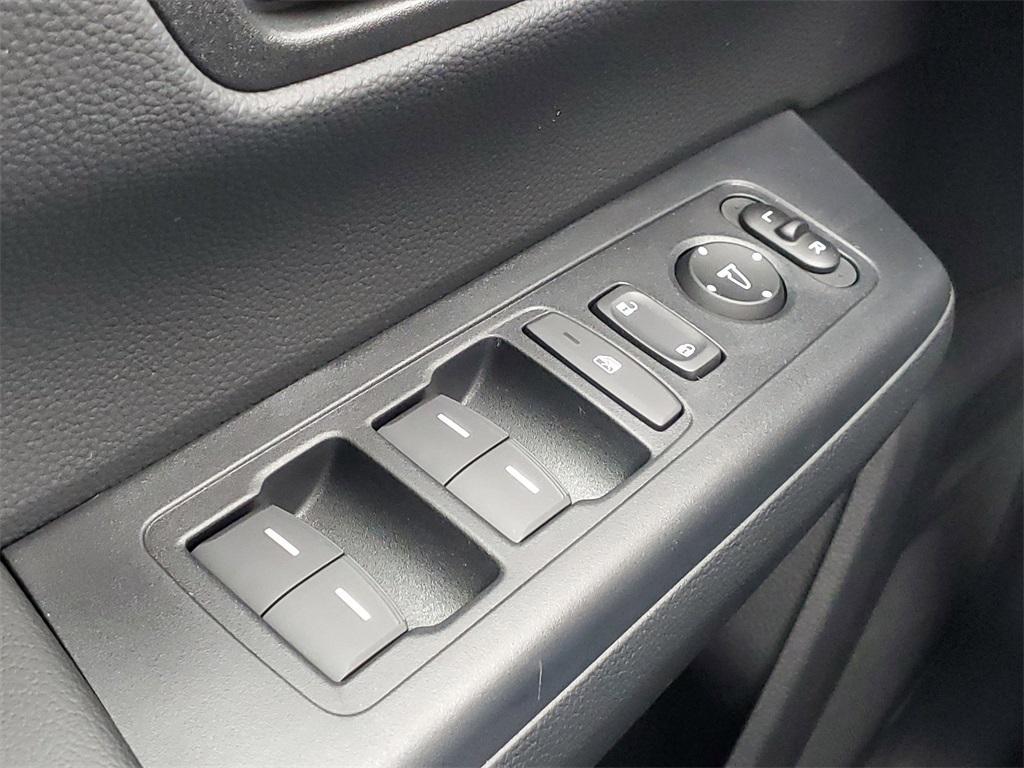 new 2026 Honda CR-V Hybrid car, priced at $40,675