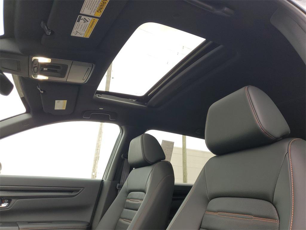 new 2026 Honda CR-V Hybrid car, priced at $40,675