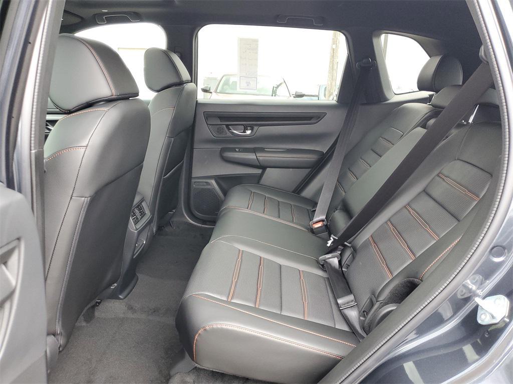 new 2026 Honda CR-V Hybrid car, priced at $40,675
