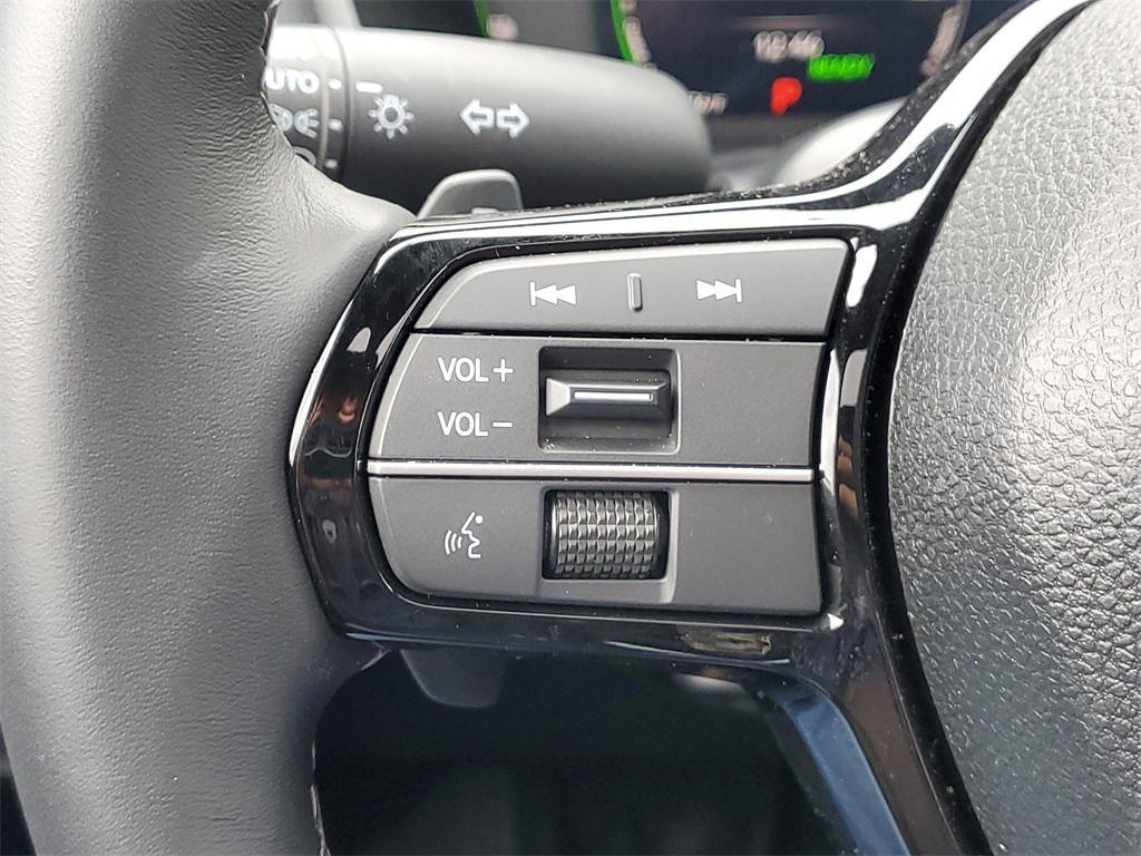 new 2025 Honda Civic Hybrid car, priced at $32,600