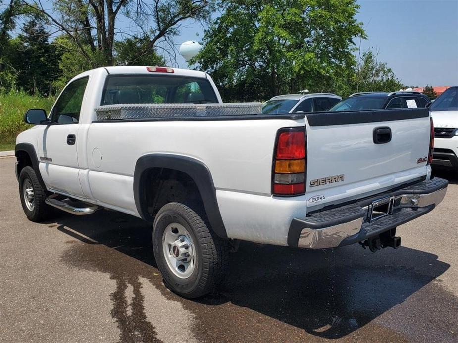 used 2005 GMC Sierra 2500 car, priced at $14,900