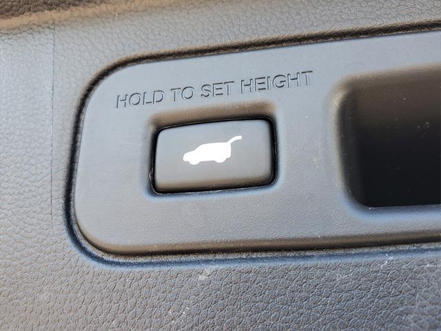 new 2025 Honda Pilot car, priced at $49,975