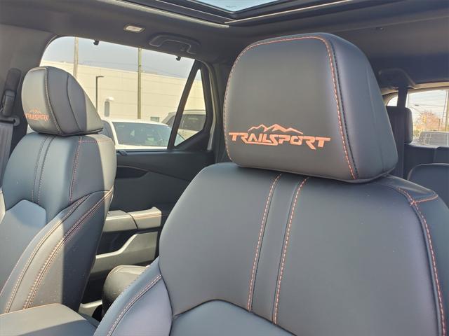 new 2025 Honda Pilot car, priced at $49,975