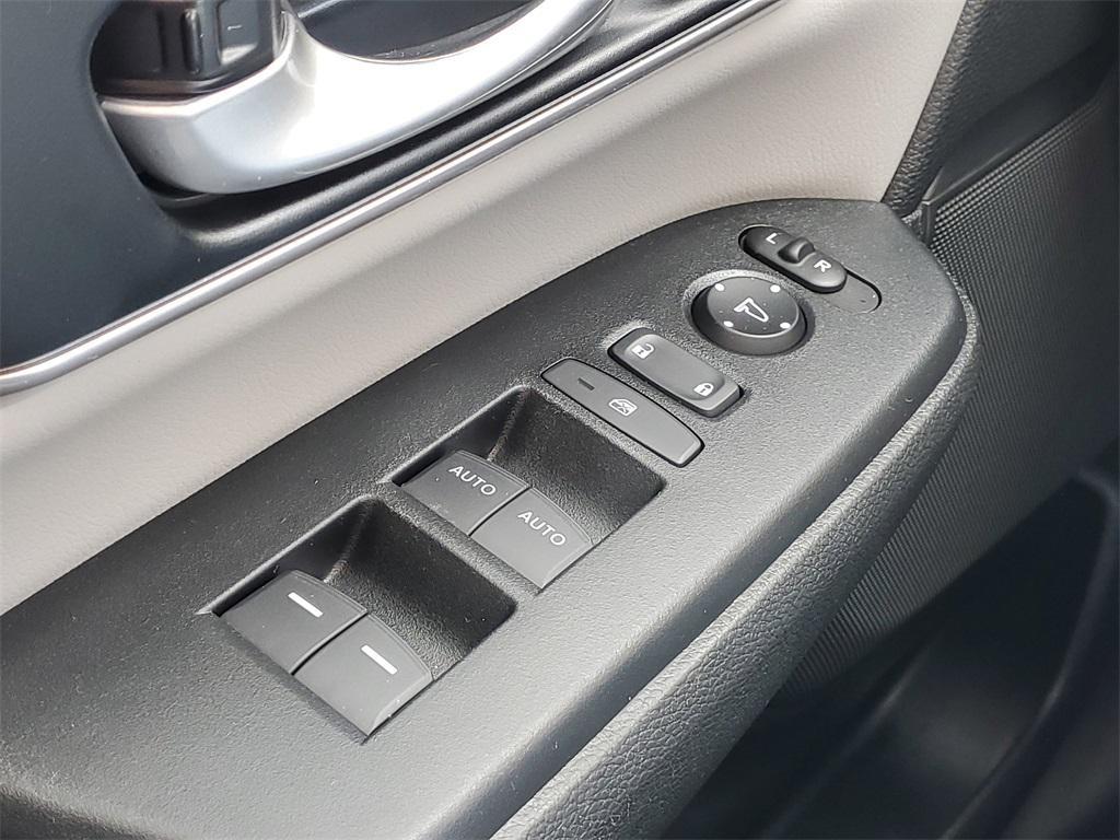 used 2021 Honda CR-V car, priced at $25,200