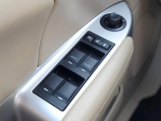 used 2012 Chrysler 200 car, priced at $7,850