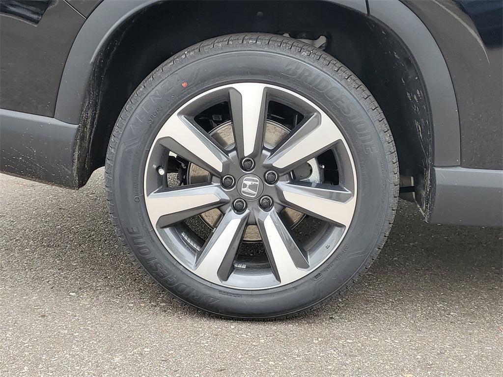 new 2025 Honda Pilot car, priced at $48,331