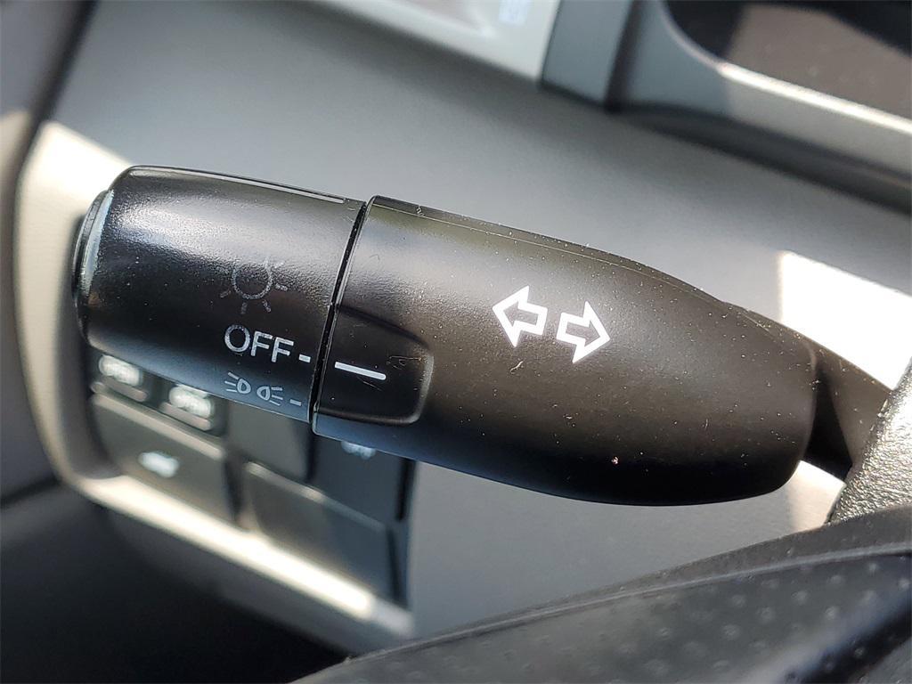 used 2016 Honda Odyssey car, priced at $8,300
