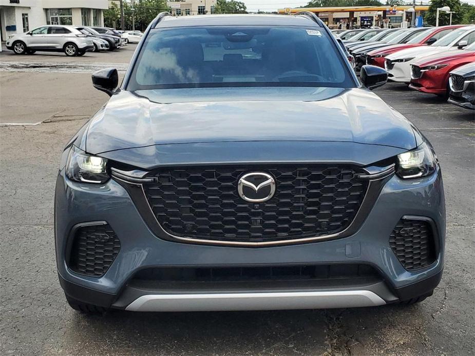 new 2025 Mazda CX-70 car