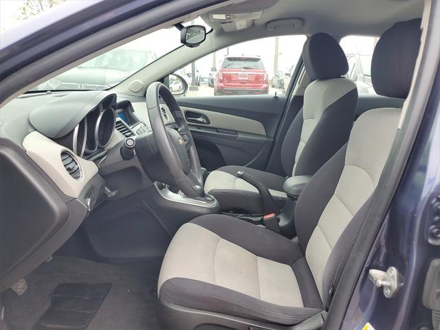 used 2014 Chevrolet Cruze car, priced at $4,500