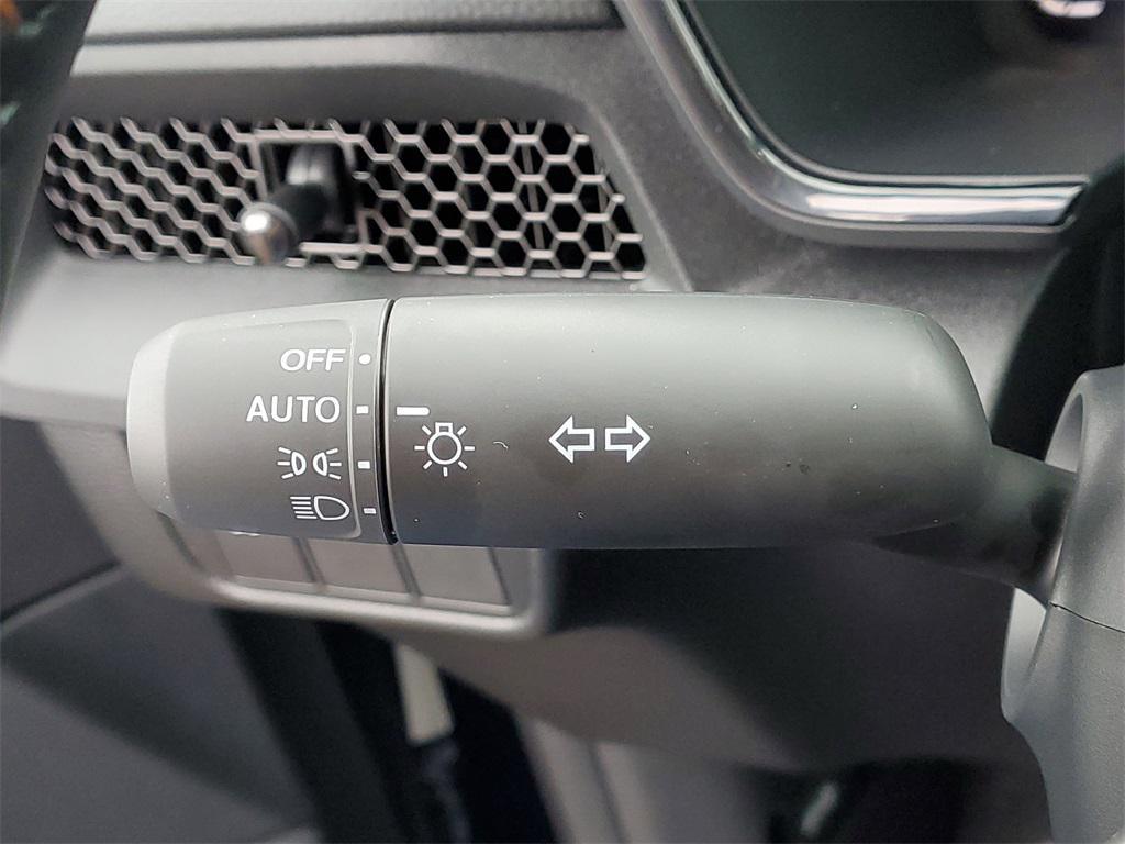 new 2026 Honda CR-V Hybrid car, priced at $39,250