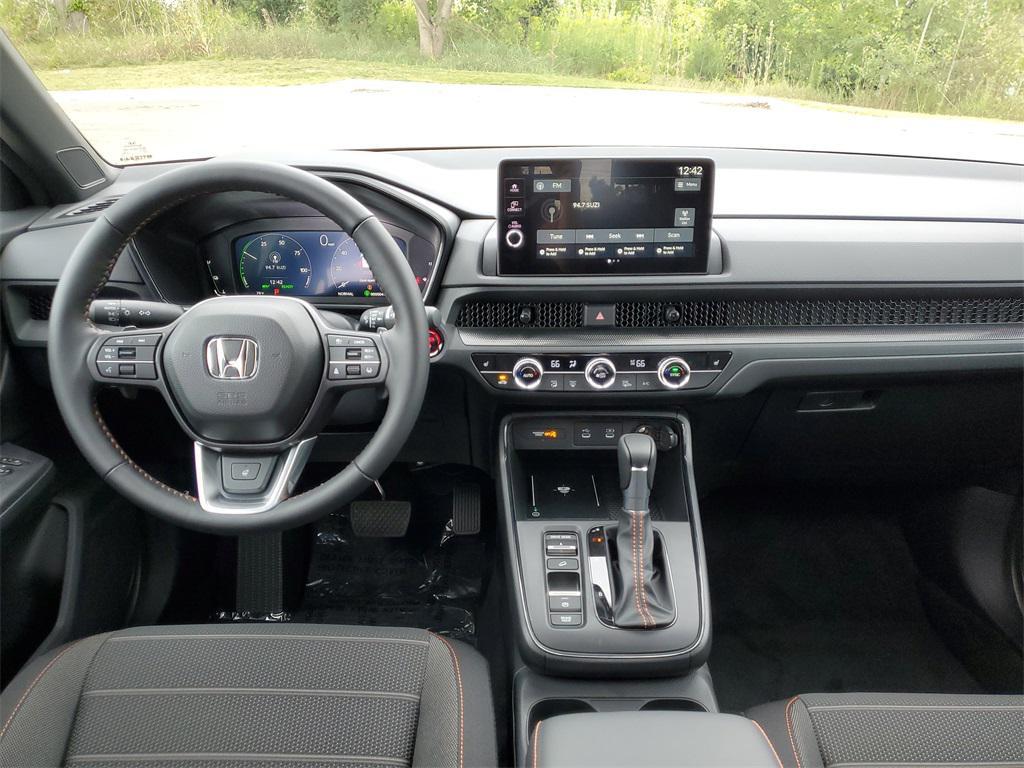 new 2026 Honda CR-V Hybrid car, priced at $39,250