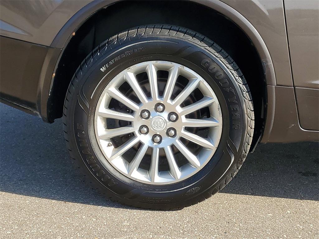 used 2012 Buick Enclave car, priced at $3,000