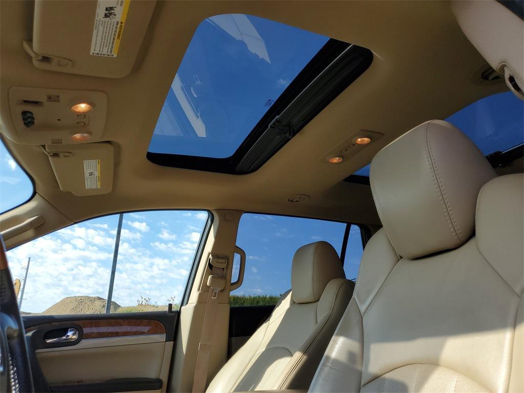 used 2012 Buick Enclave car, priced at $3,000