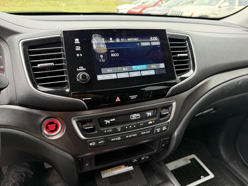 used 2022 Honda Pilot car, priced at $32,394