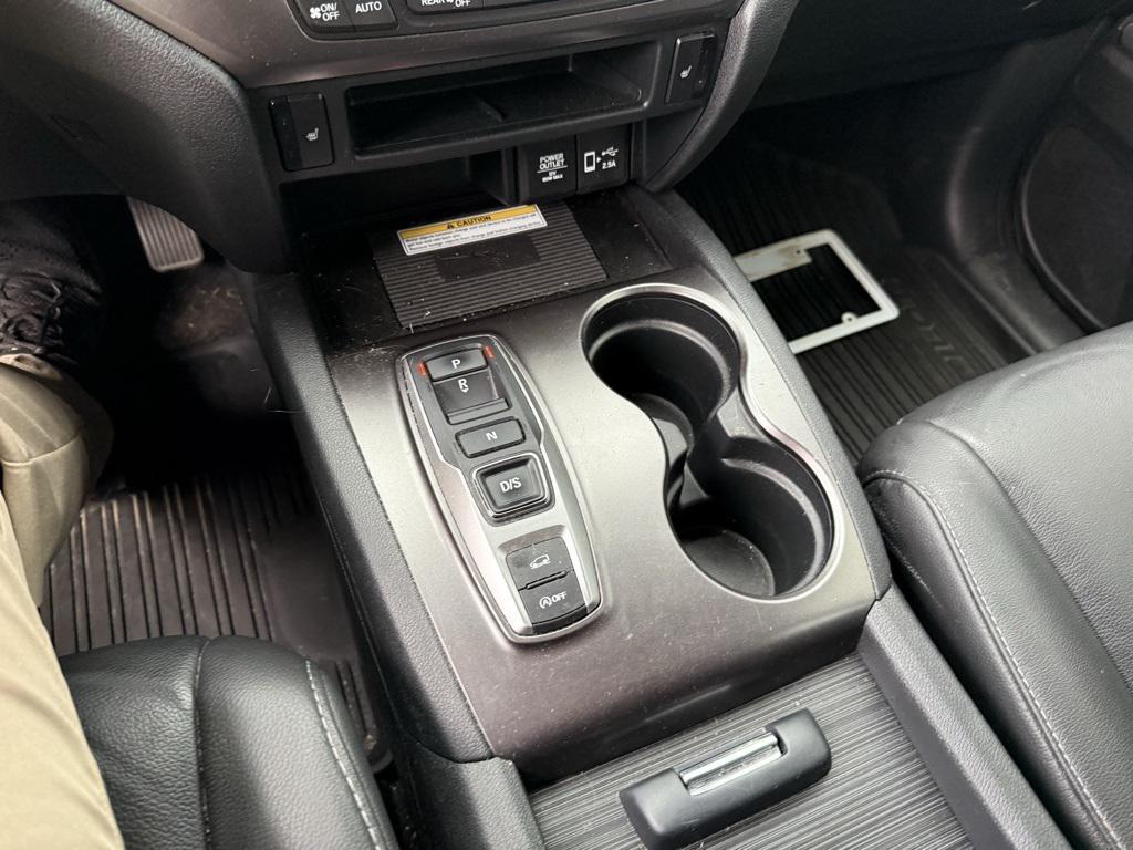 used 2022 Honda Pilot car, priced at $32,394