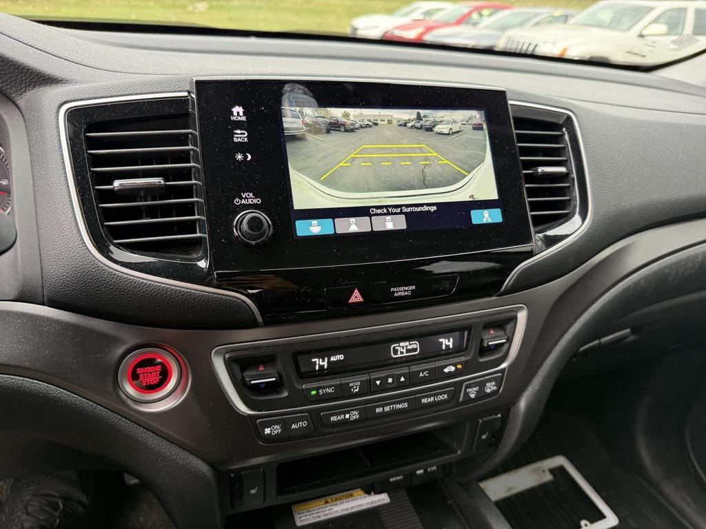 used 2022 Honda Pilot car, priced at $32,394