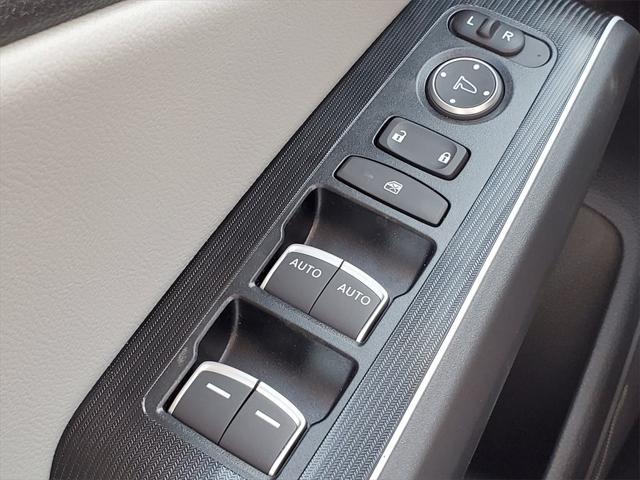 new 2025 Honda Civic Hybrid car, priced at $32,600
