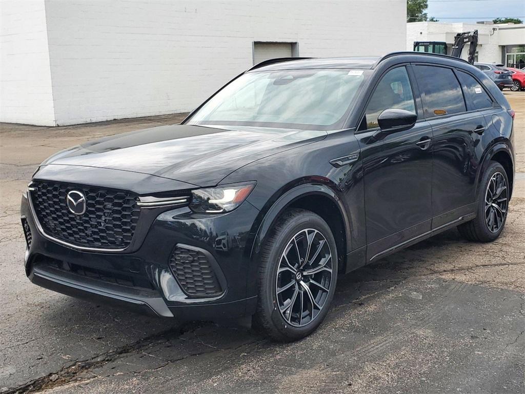 new 2025 Mazda CX-70 car, priced at $55,126