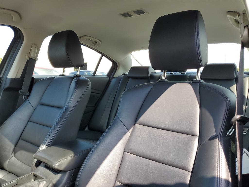 used 2014 Mazda Mazda6 car, priced at $5,450