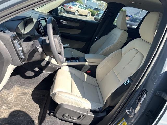 used 2023 Volvo XC40 car, priced at $37,099