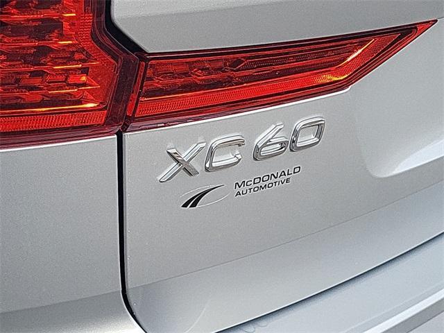 new 2025 Volvo XC60 car, priced at $50,090