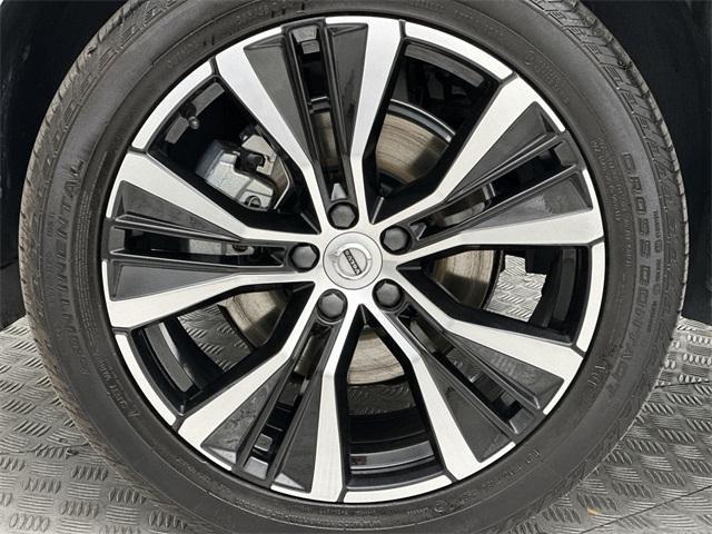 used 2023 Volvo XC60 car, priced at $38,559