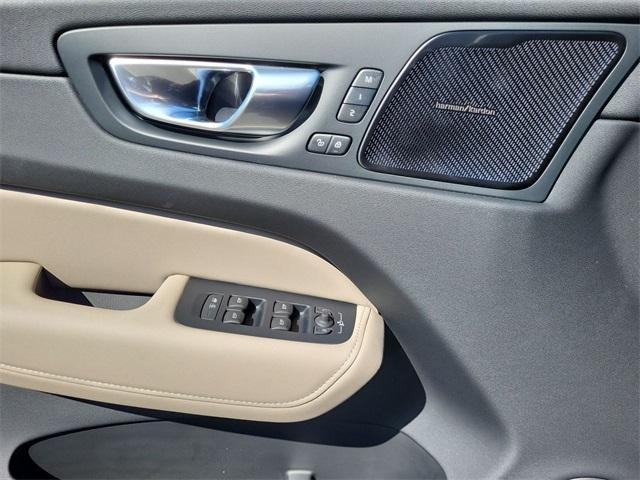 new 2026 Volvo XC60 car, priced at $59,759