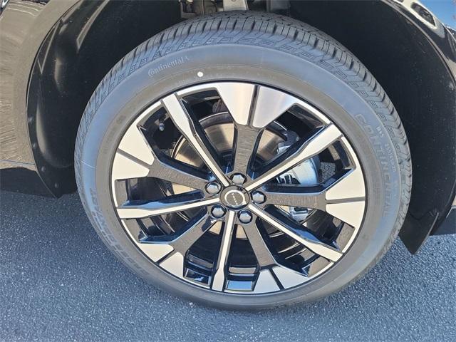 new 2026 Volvo XC60 car, priced at $59,759