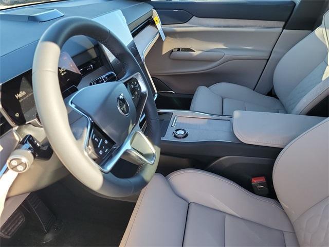 new 2025 Volvo EX90 car, priced at $78,559