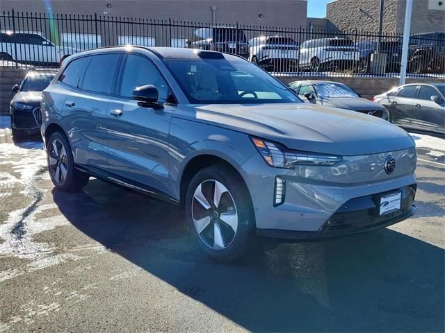 new 2025 Volvo EX90 car, priced at $78,559