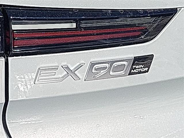 new 2025 Volvo EX90 car, priced at $78,559