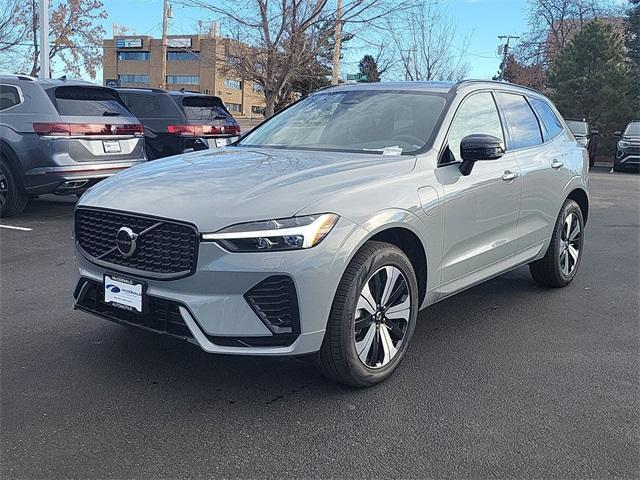 new 2025 Volvo XC60 Plug-In Hybrid car, priced at $62,075