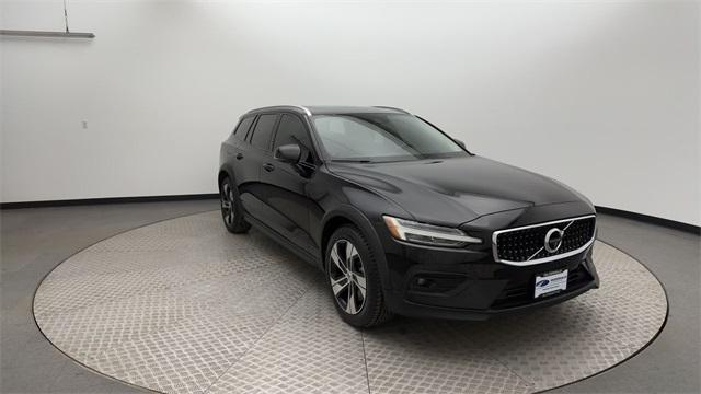 used 2020 Volvo V60 Cross Country car, priced at $27,159