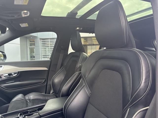 used 2022 Volvo XC90 Recharge Plug-In Hybrid car, priced at $47,559