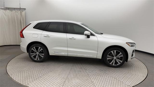 used 2022 Volvo XC60 car, priced at $37,959