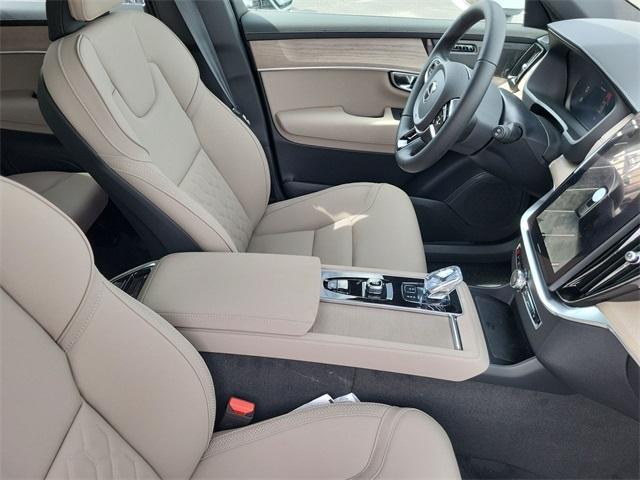 new 2025 Volvo XC90 car, priced at $69,965