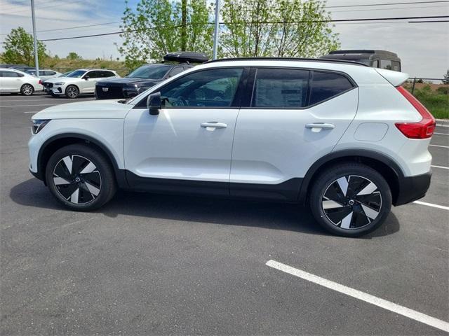 new 2025 Volvo EX40 car, priced at $56,545
