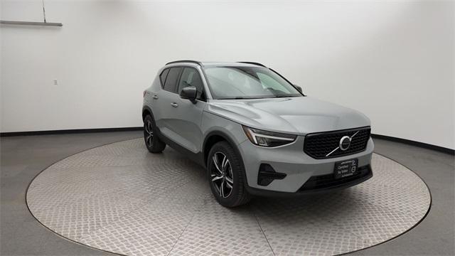 used 2024 Volvo XC40 car, priced at $33,159