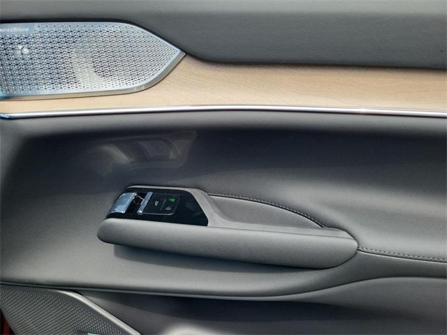 new 2025 Volvo EX90 car, priced at $95,559