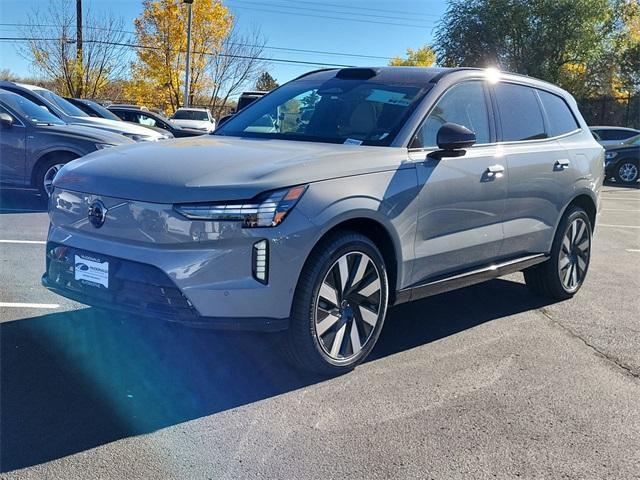 new 2025 Volvo EX90 car, priced at $78,559