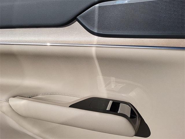 new 2025 Volvo EX90 car, priced at $78,559