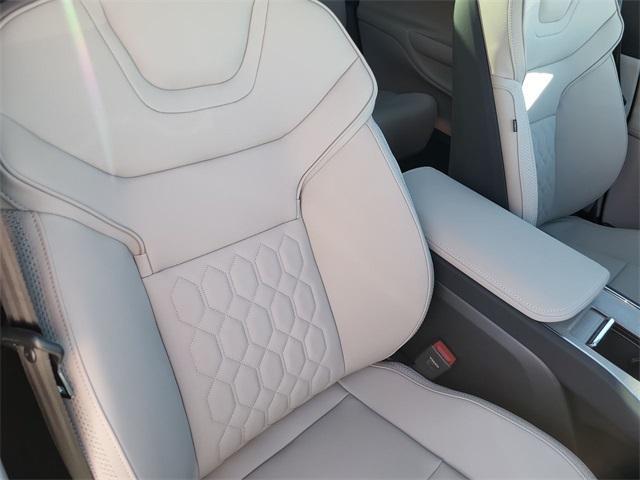 new 2025 Volvo EX90 car, priced at $78,559